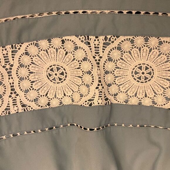 Versona Pinky Crochet Detail Skirt Size S EUC - Picture 8 of 10